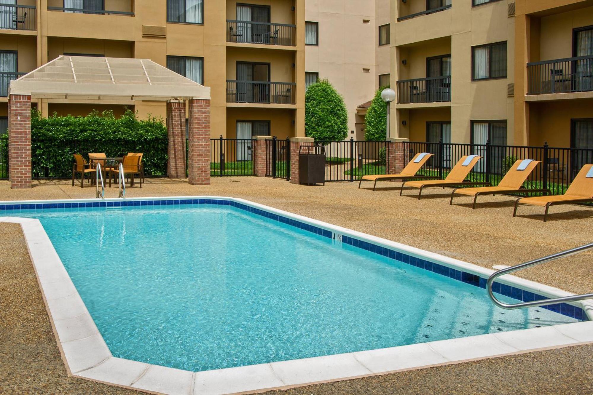 Hotel Courtyard Williamsburg - Busch Gardens Exterior foto